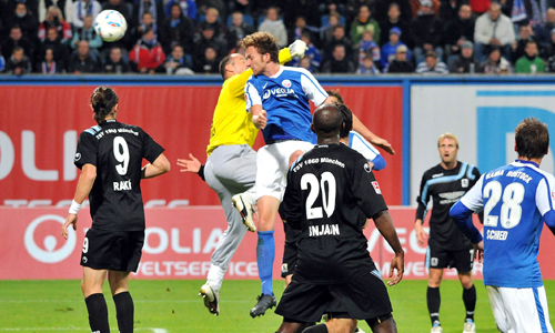 Dominic Peitz traf per Kopf gegen den TSV 1860 München und brachte die Hansa-Kogge auf die Siegerstraße. Foto: Joachim Kloock