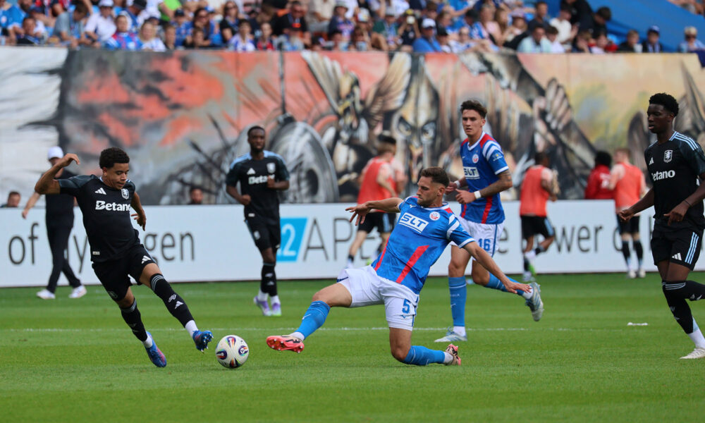 Hansa Rostock gegen Aston Villa