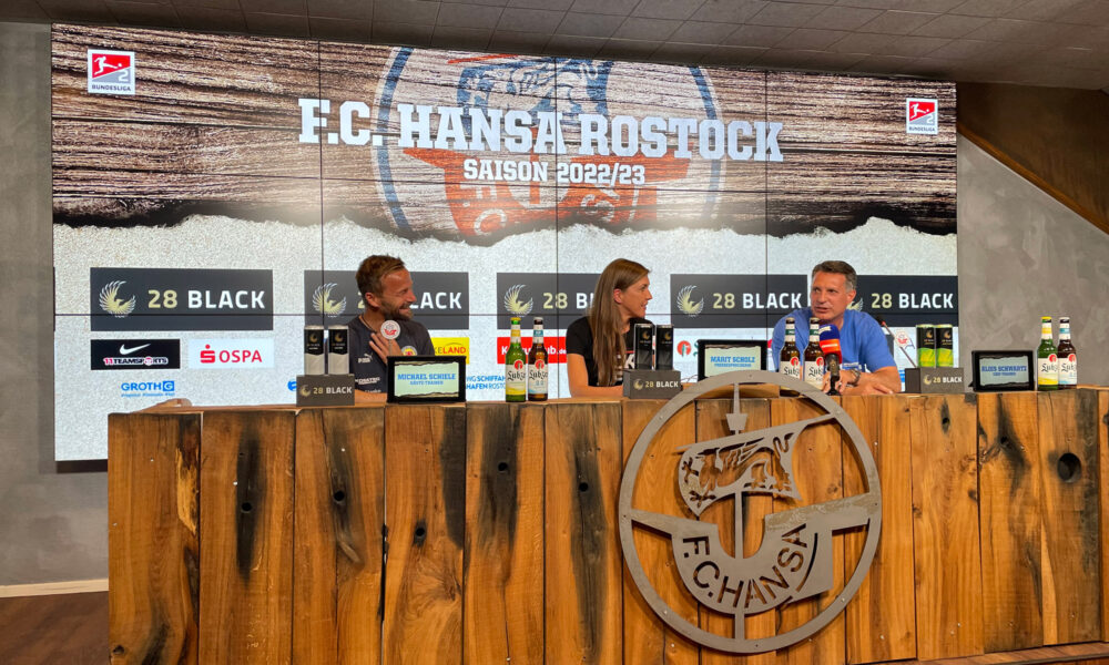 Pressekonferenz nach dem Heimspiel gegen Braunschweig