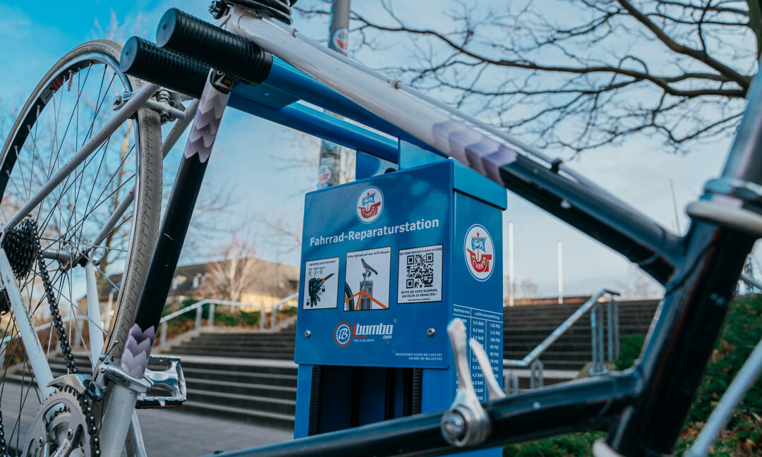 Fahrrad-Reparaturstation am Ostseestadion