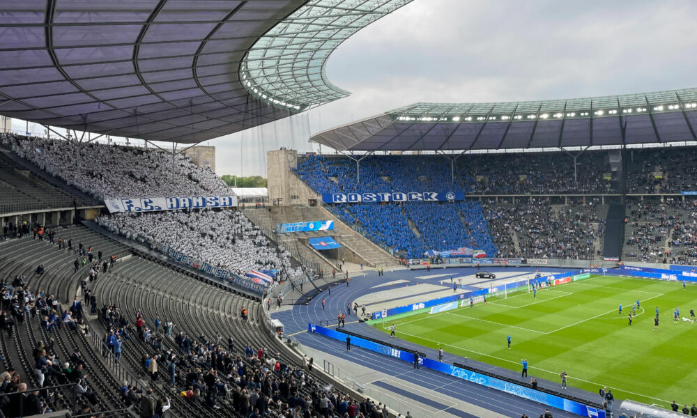 Hertha BSC gegen Hansa Rostock im Olympiastadion Berlin