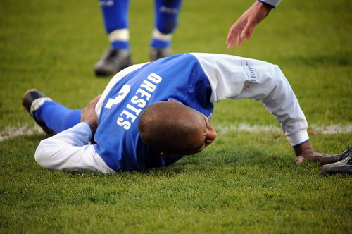 Fans und Spieler am Boden, da heißt es: Kopf hoch, Brust raus und kämpfen um jeden Punkt! Foto: Joachim Kloock