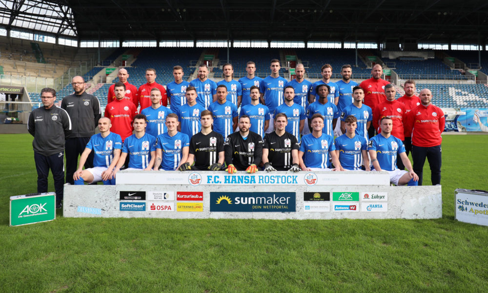 Mannschaftsfoto des FC Hansa Rostock in der Rückrunde 2019/2020