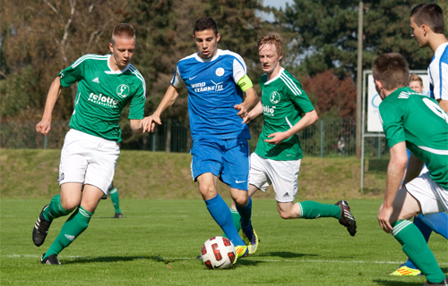 Kapitän Edisson Jordanov erzielte gegen das Tabellenschlusslicht VfB Oldenburg drei von fünf Toren für den FC Hansa Rostock. Foto: Joachim Kloock