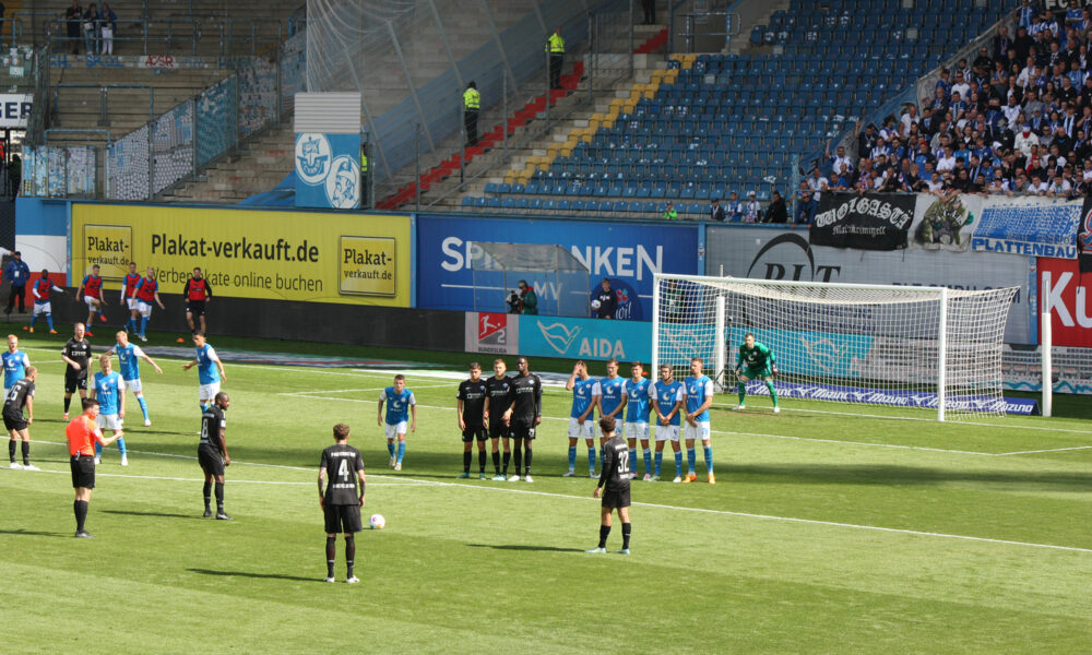 Hansa Rostock gegen SC Paderborn im Ostseestadion