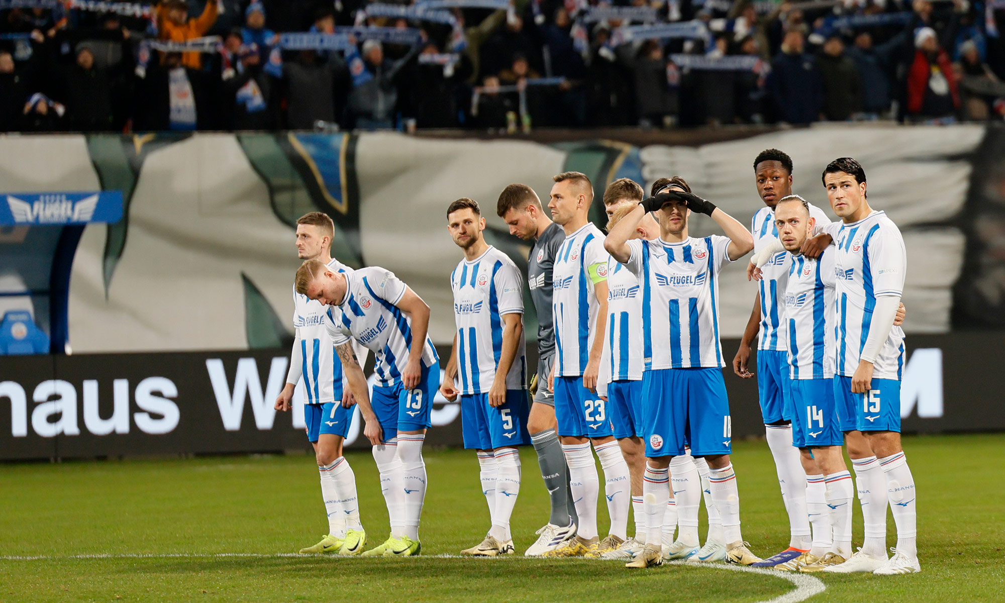 Hansa-Spieler im Ostseestadion